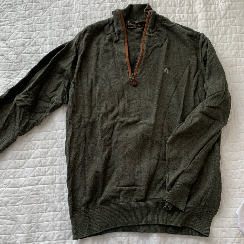 Southern Point men’s small pullover